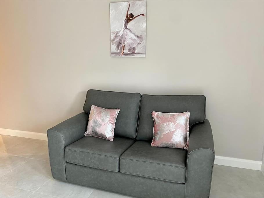 Erne Getaway No.7 Brand New 1 Bed Apartment Enniskillen Exteriör bild