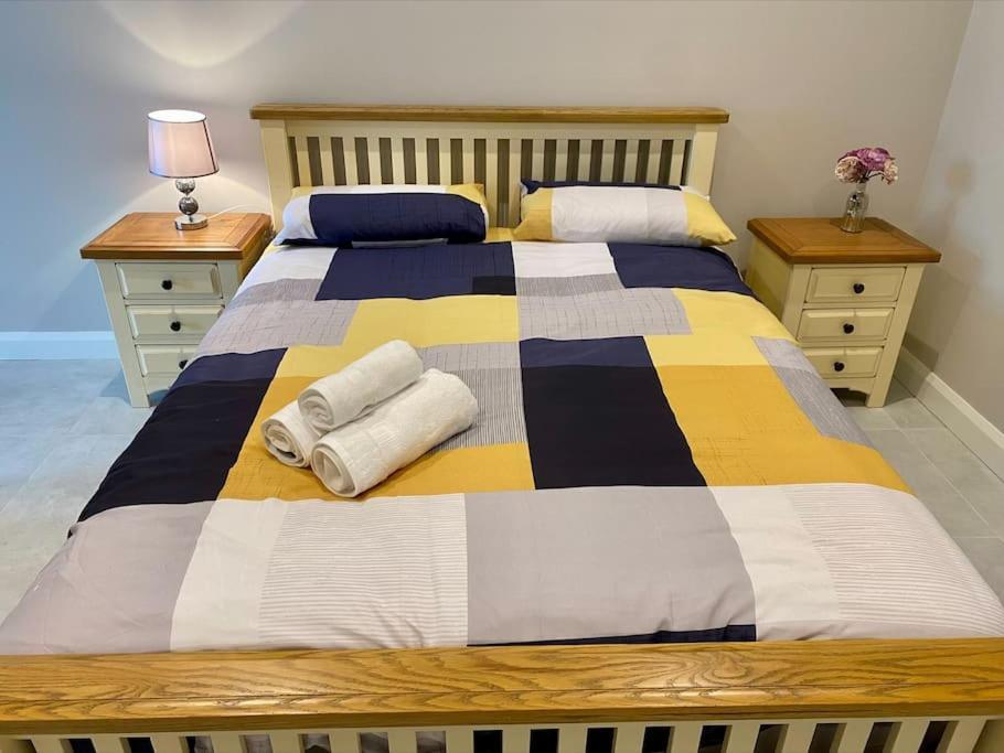 Erne Getaway No.7 Brand New 1 Bed Apartment Enniskillen Exteriör bild