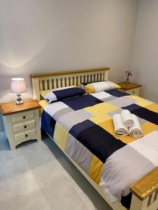 Erne Getaway No.7 Brand New 1 Bed Apartment Enniskillen Exteriör bild